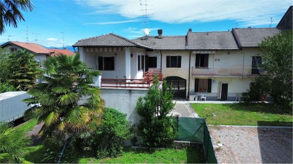 casa indipendente in vendita a Taino
