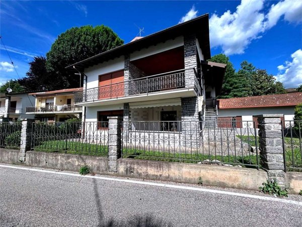 casa indipendente in vendita a Taino