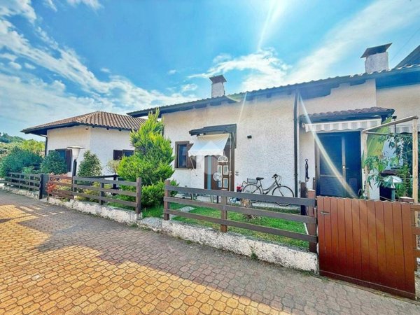 casa indipendente in vendita a Taino