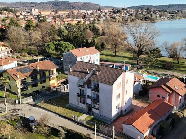 appartamento in vendita a Ternate