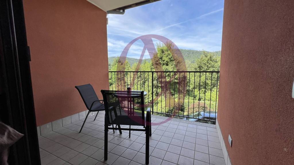casa indipendente in vendita a Ternate