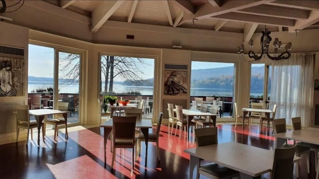 negozio in vendita a Ternate