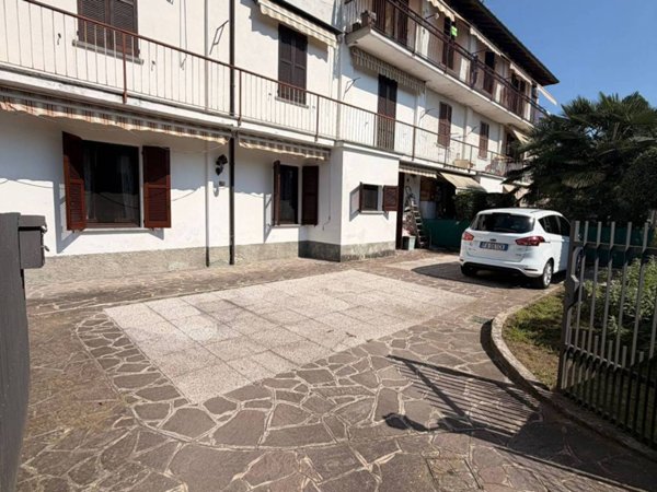appartamento in vendita a Ternate