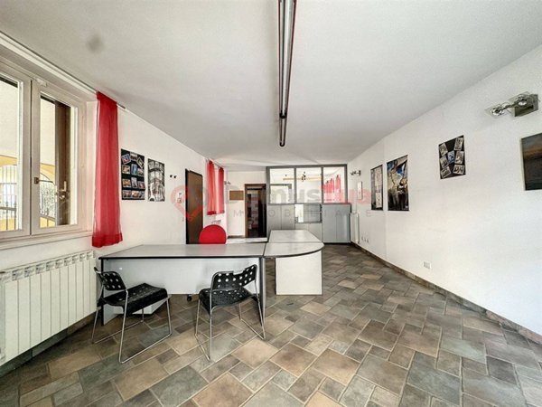 ufficio in vendita a Tradate
