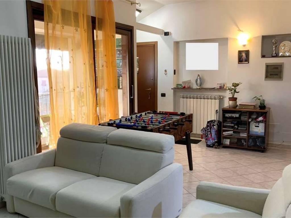 appartamento in vendita a Tradate