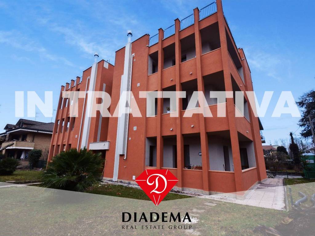 appartamento in vendita a Tradate in zona Abbiate Guazzone