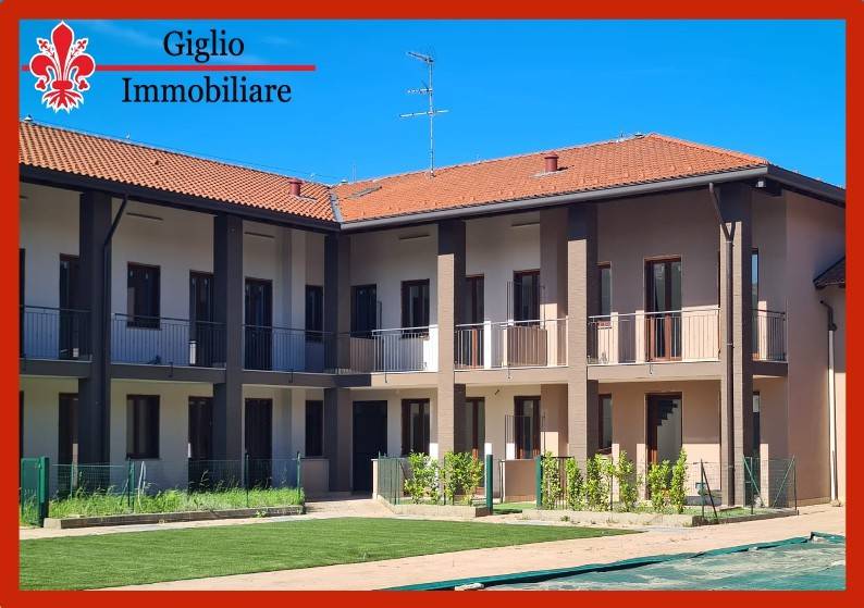 casa indipendente in vendita a Tradate