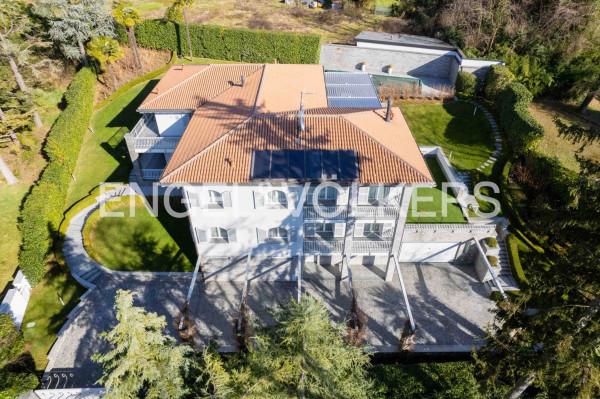 casa indipendente in vendita a Tradate