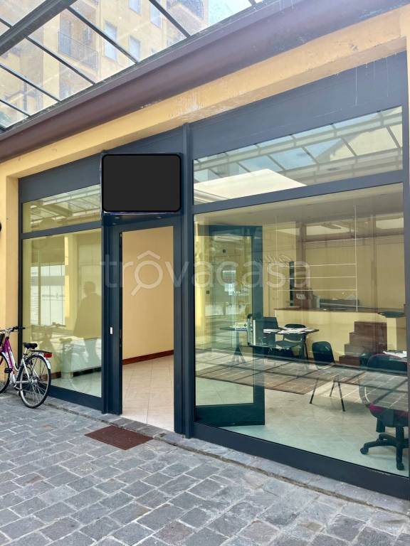 ufficio in vendita a Tradate
