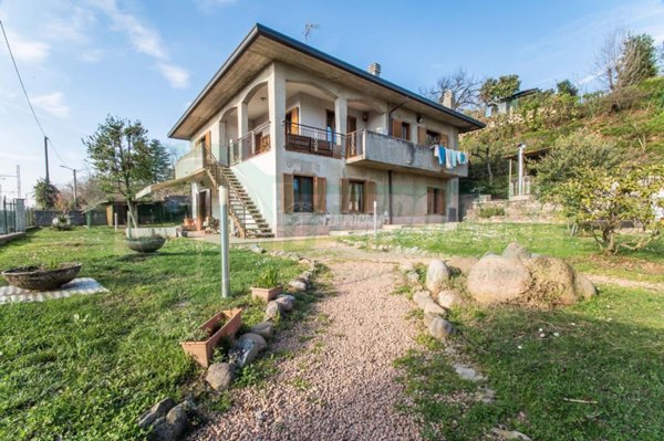 appartamento in vendita a Tradate
