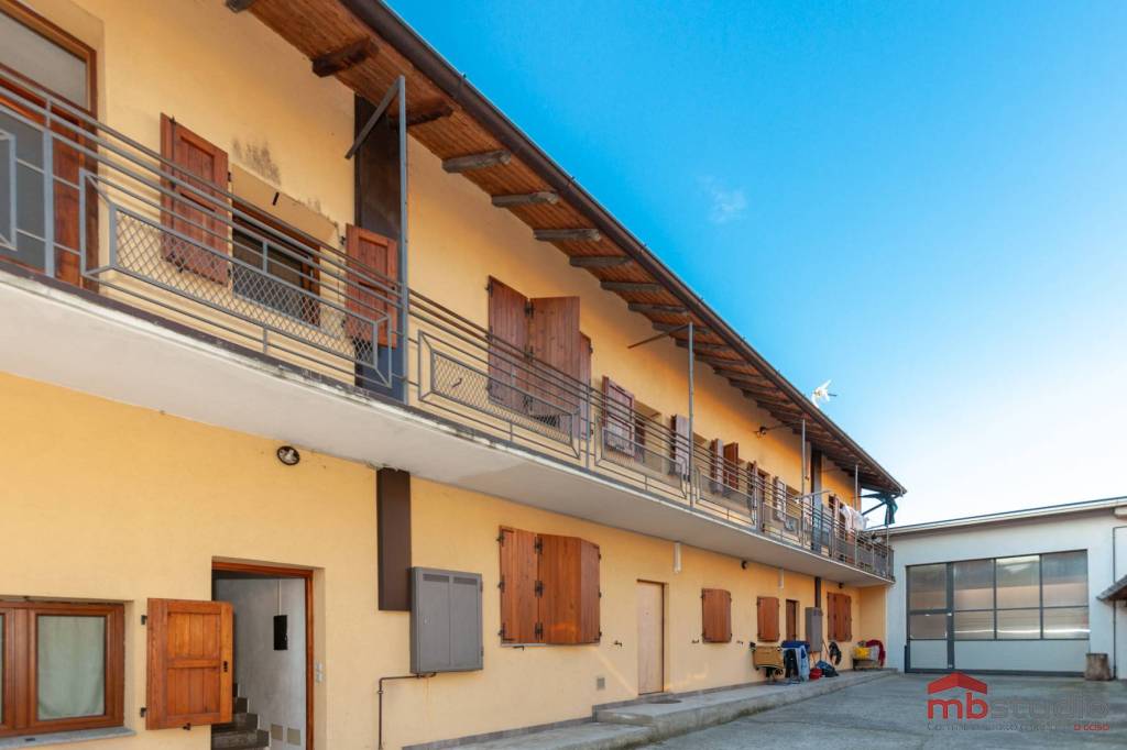 appartamento in vendita a Tradate