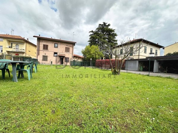 negozio in vendita a Tradate