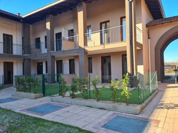 appartamento in vendita a Tradate in zona Ceppine