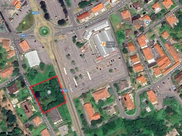 terreno edificabile in vendita a Tradate