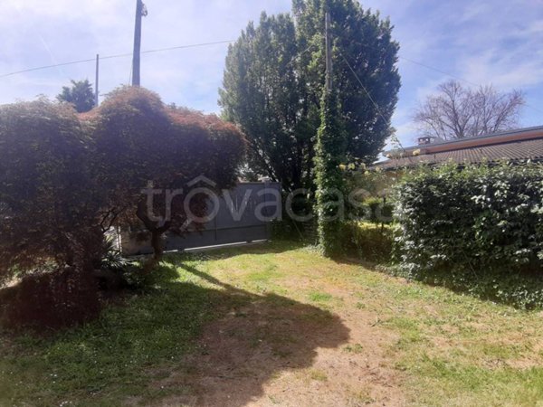 terreno edificabile in vendita a Tradate