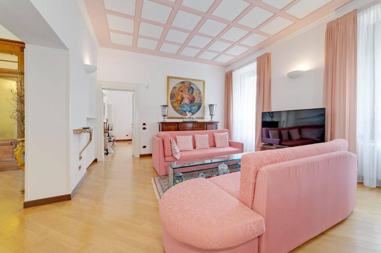 casa indipendente in vendita a Tradate