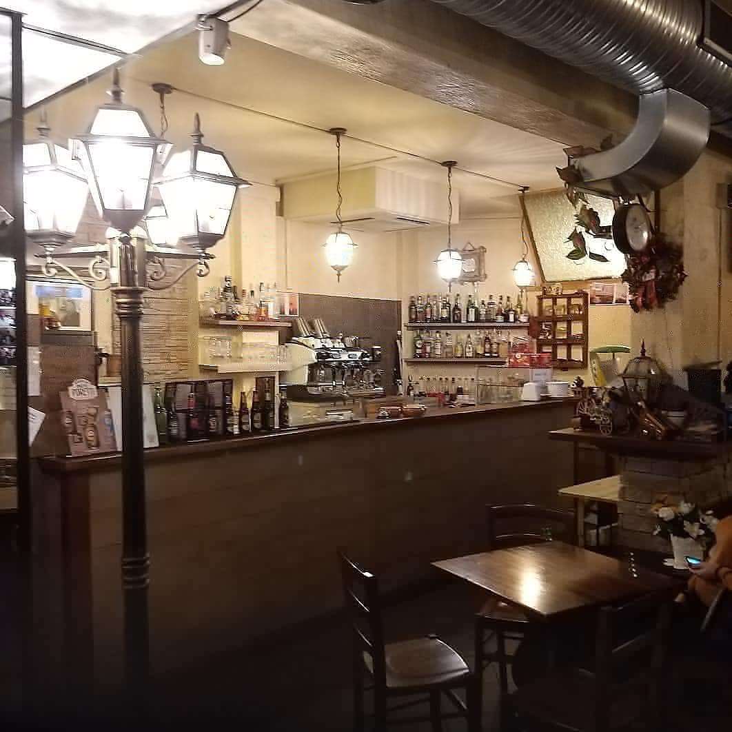 negozio in vendita a Tradate