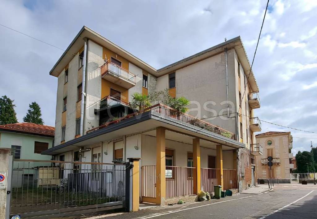 appartamento in vendita a Tradate