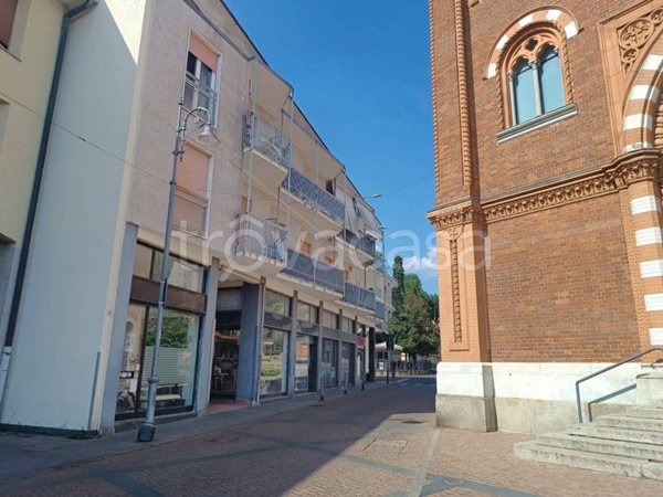appartamento in vendita a Tradate in zona Abbiate Guazzone