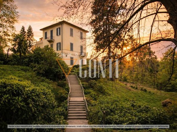 casa indipendente in vendita a Tradate