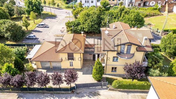 appartamento in vendita a Tradate