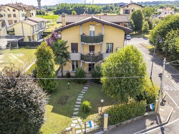 appartamento in vendita a Tradate