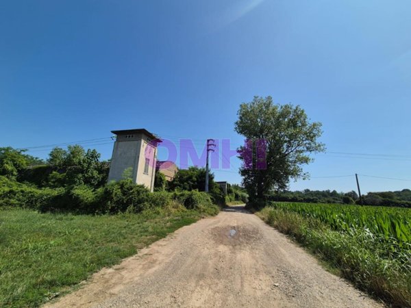 terreno edificabile in vendita a Tradate