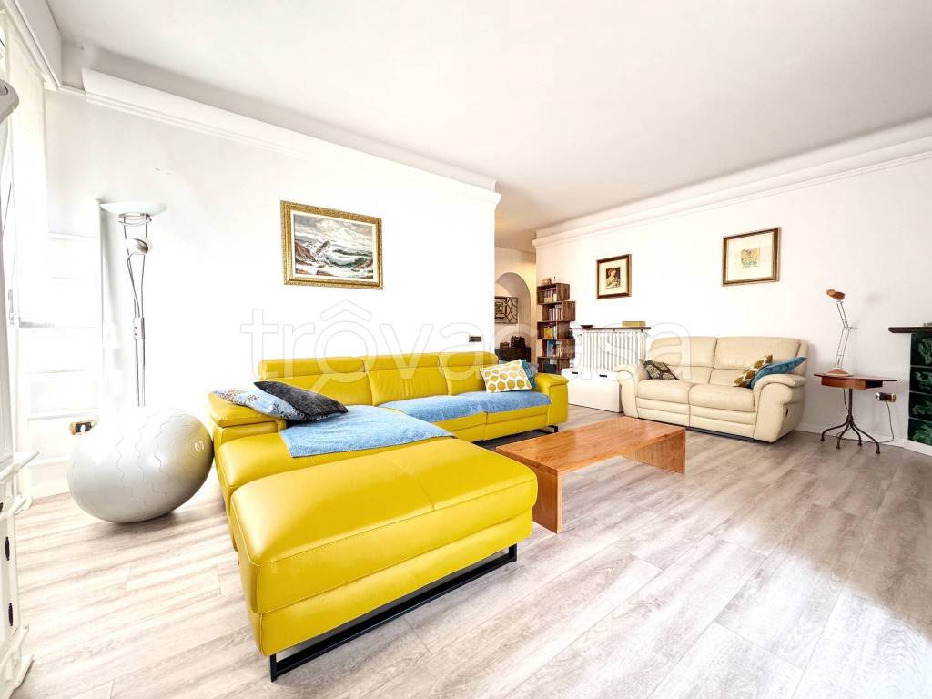 appartamento in vendita a Tradate