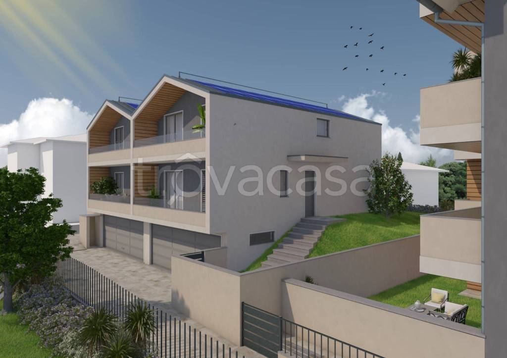 casa indipendente in vendita a Tradate