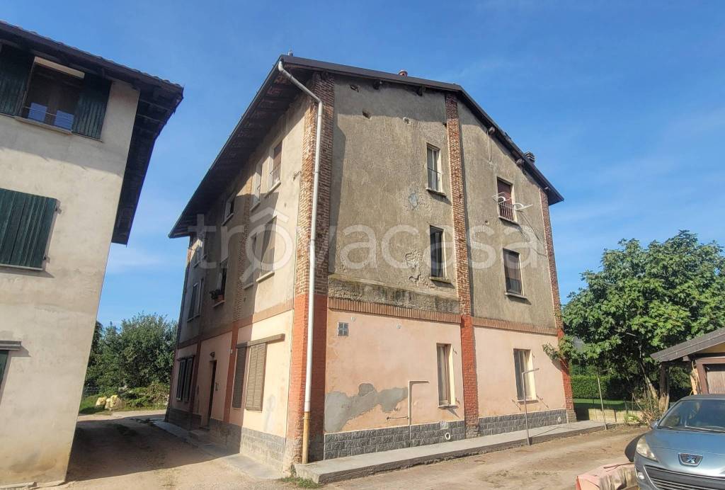 appartamento in vendita a Tradate