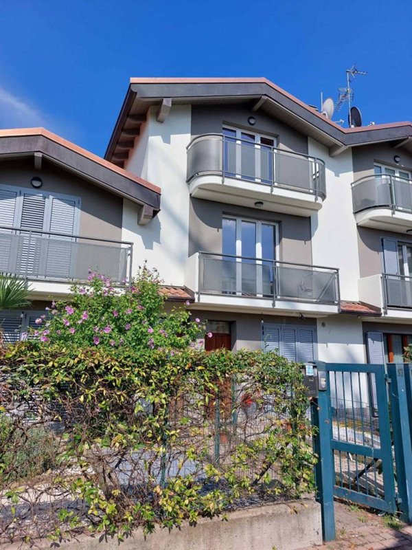 appartamento in vendita a Tradate