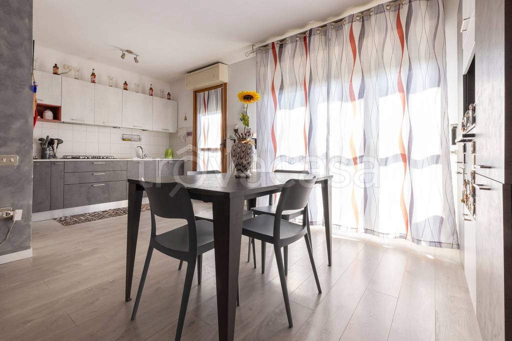 appartamento in vendita a Tradate