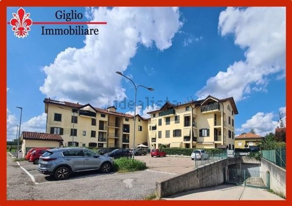 appartamento in vendita a Tradate in zona Ceppine
