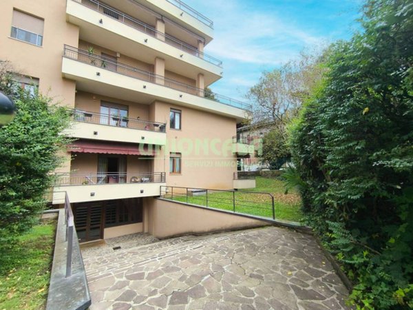 appartamento in vendita a Tradate