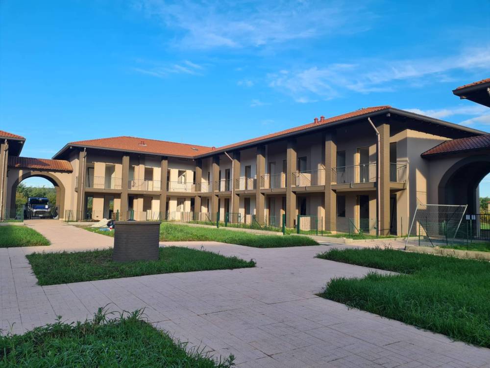 appartamento in vendita a Tradate in zona Ceppine