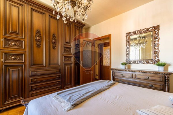 appartamento in vendita a Tradate in zona Abbiate Guazzone