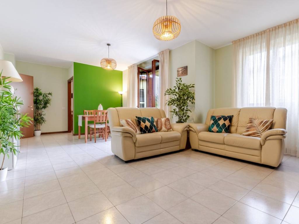 appartamento in vendita a Tradate