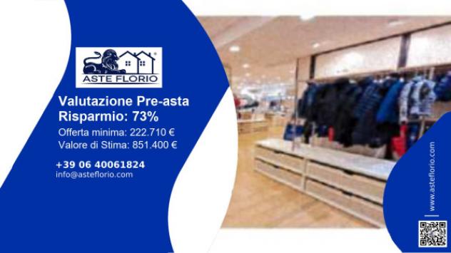 negozio in vendita a Tradate