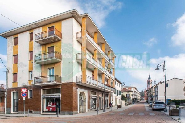 appartamento in vendita a Tradate in zona Abbiate Guazzone