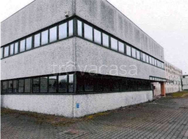 terreno edificabile in vendita a Tradate