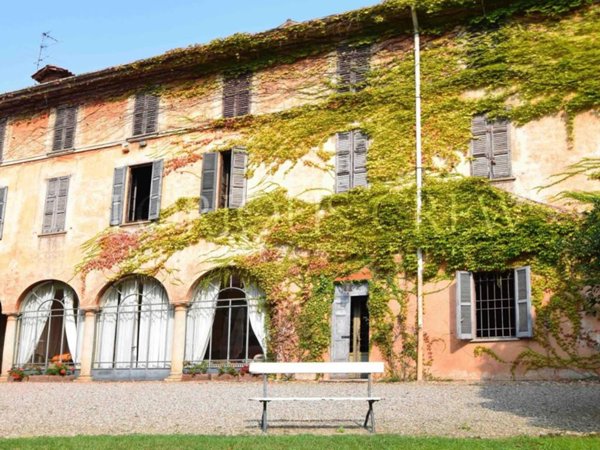 villa in vendita a Tradate in zona Abbiate Guazzone