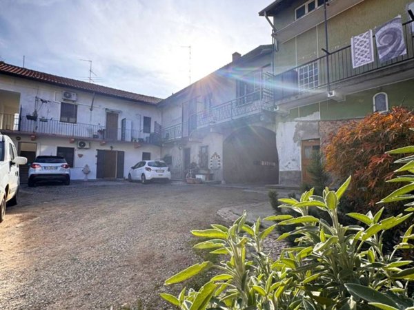 appartamento in vendita a Tradate