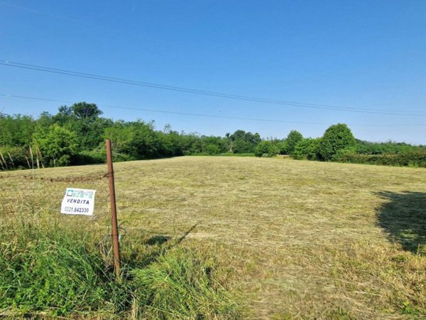 terreno agricolo in vendita a Tradate