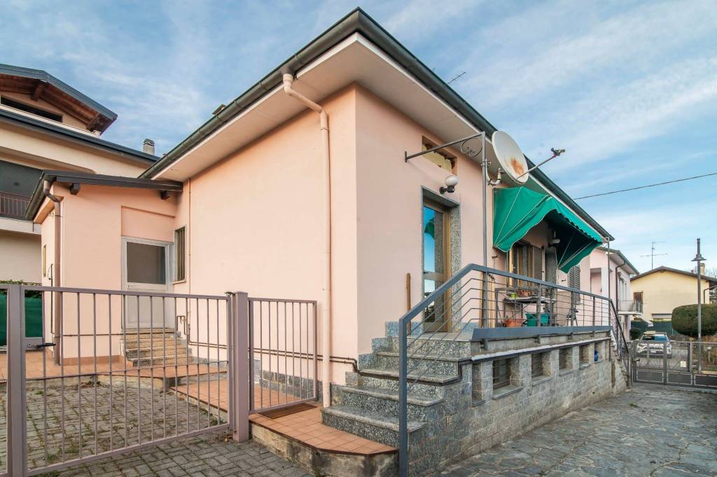 appartamento in vendita a Tradate