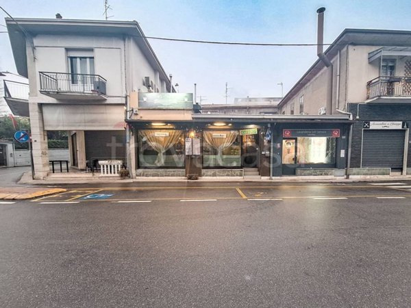 negozio in vendita a Tradate