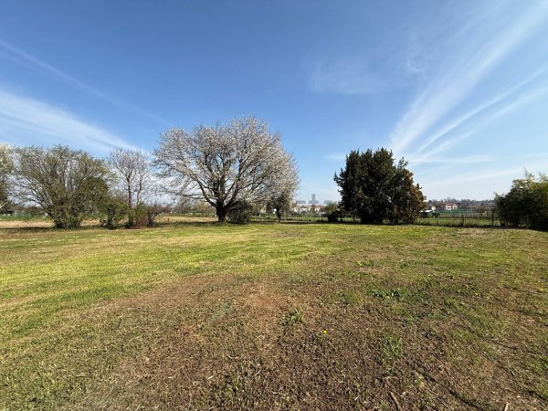 terreno agricolo in vendita a Tradate in zona Ceppine