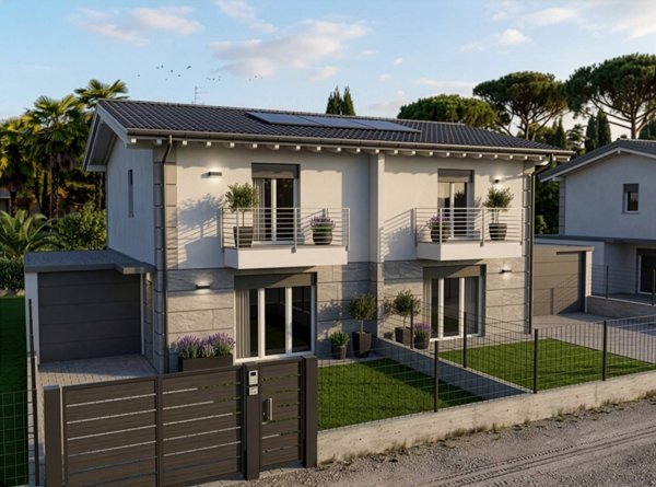 casa indipendente in vendita a Tradate