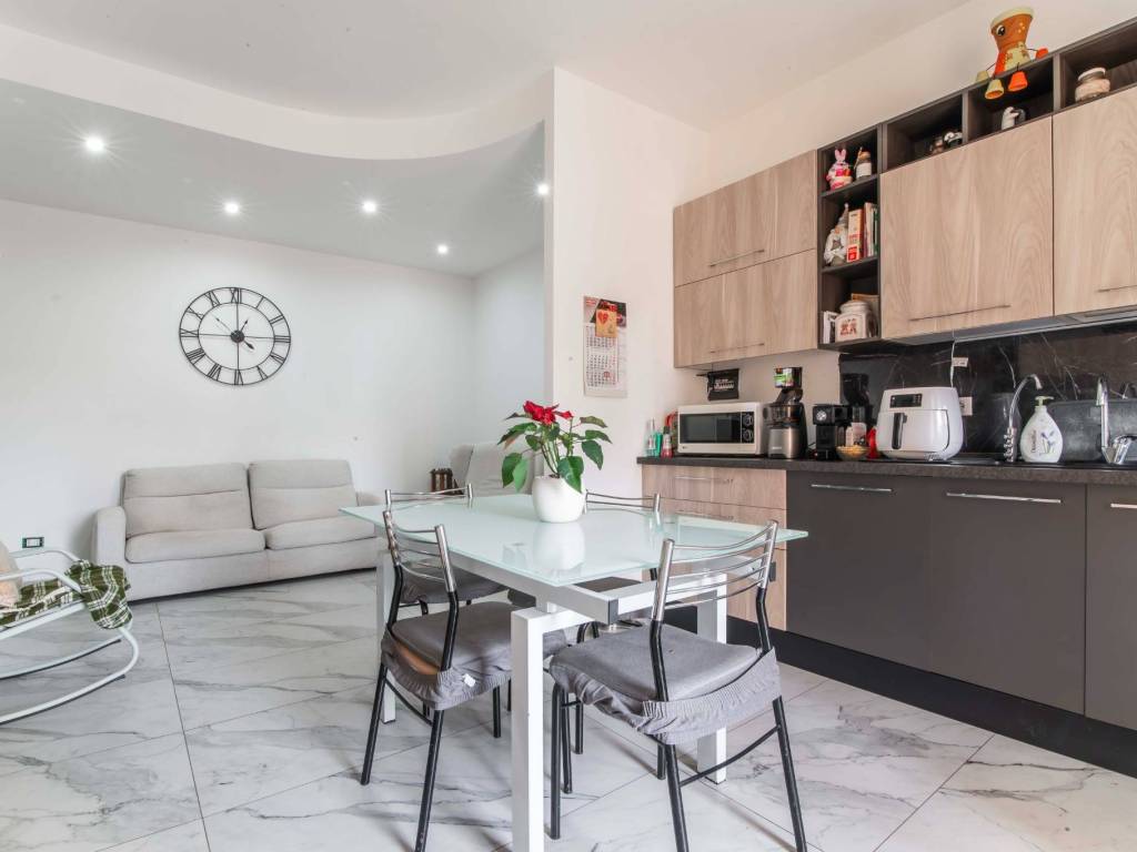 appartamento in vendita a Tradate