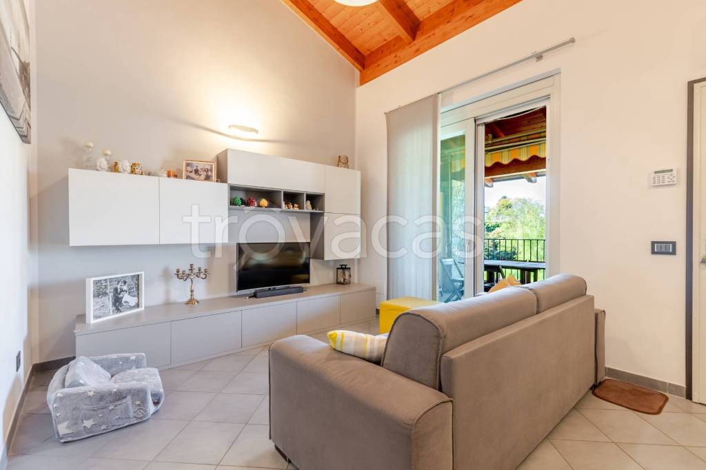 appartamento in vendita a Tradate