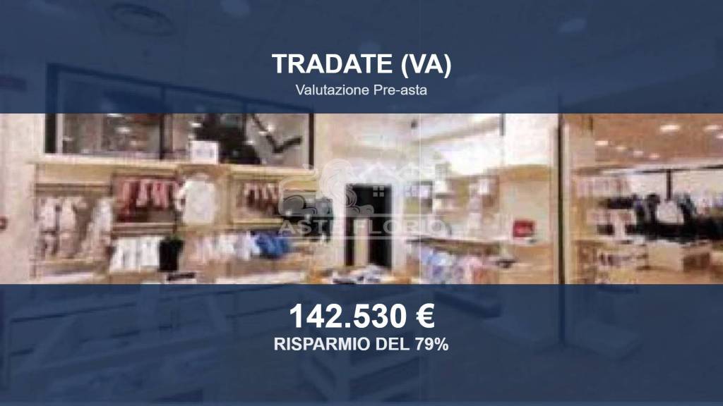 negozio in vendita a Tradate